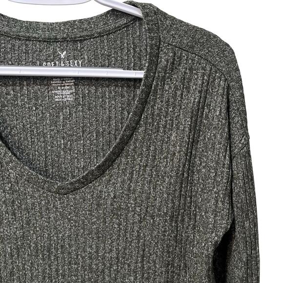American Eagle Outfitters Tops - American Eagle Soft & Sexy Ribbed Long Sleeve V-Neck Top Green Small